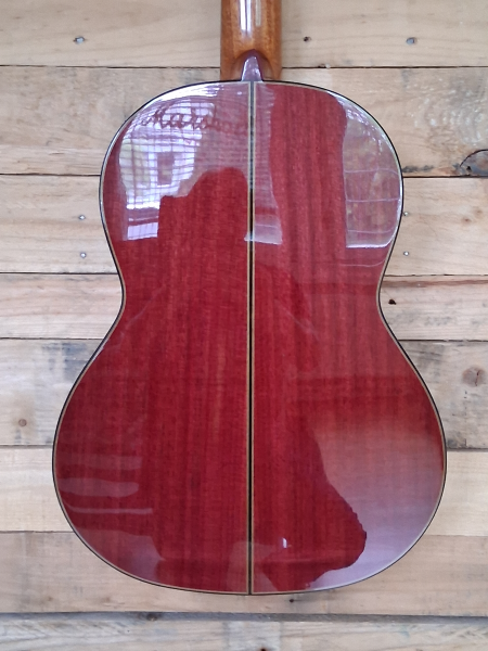 Maravilla M70 7/8 CD/PH, Zeder / Purpleheart vollmassiv, 7/8 Größe, 50mm Sattelbreite